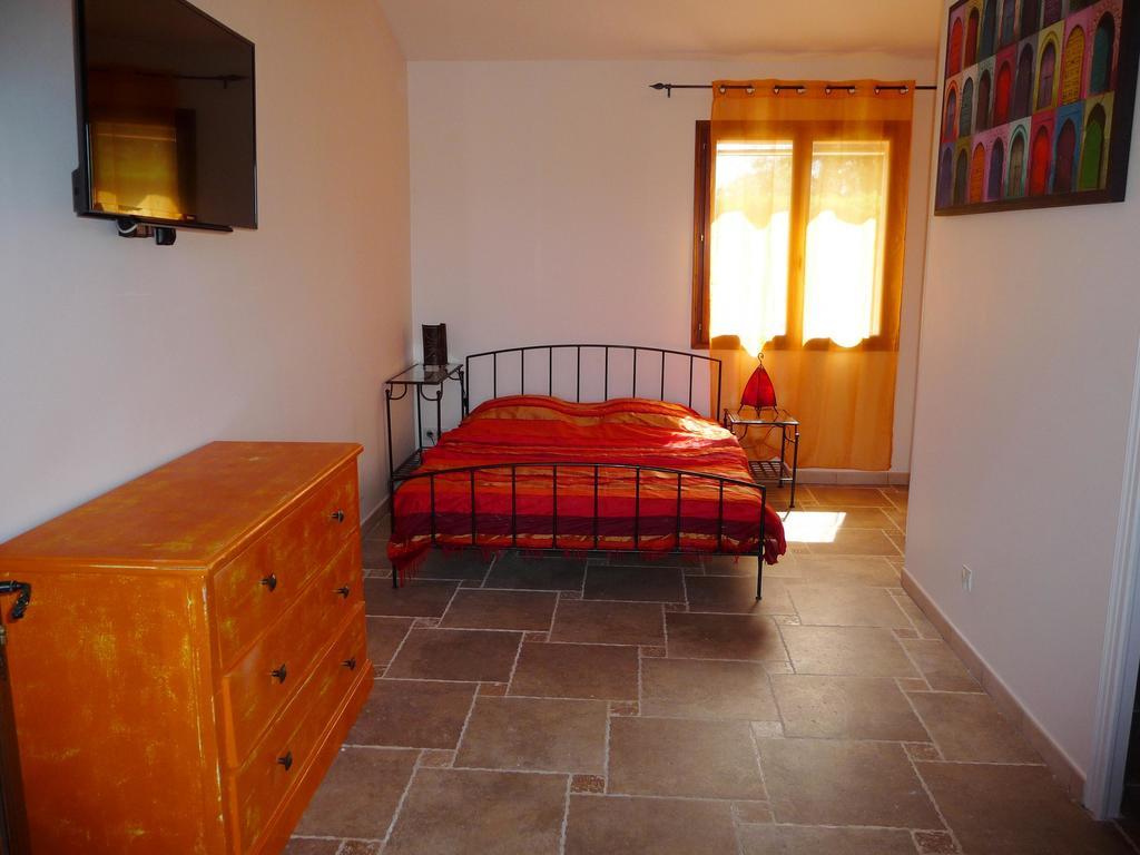 La Bastide Des Selves Draguignan Quarto foto