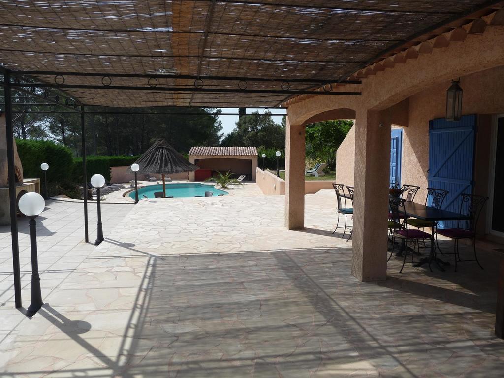 La Bastide Des Selves Draguignan Exterior foto